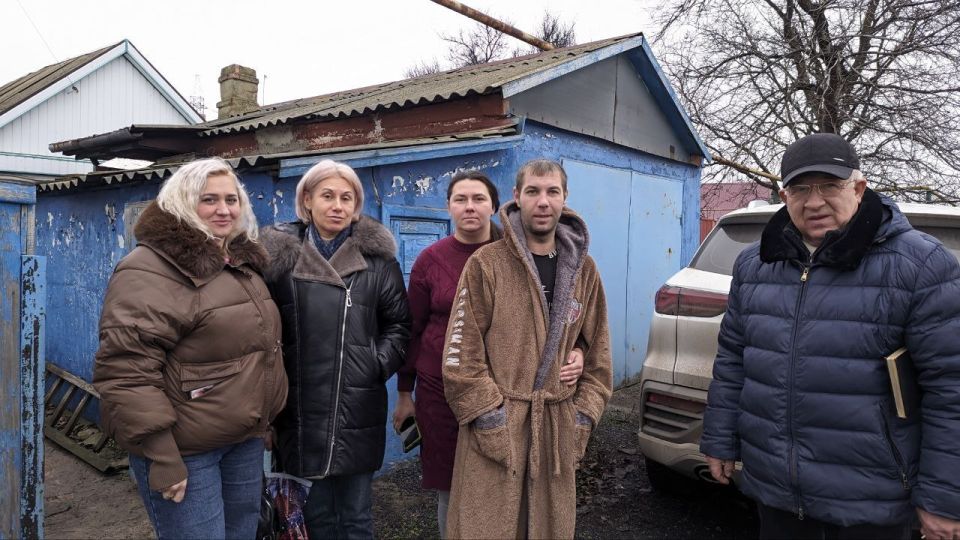 Наталья Бегуненко: Сегодня, 11 декабря, первый заместитель руководителя Управы Петровского внутригородского района Администрации г.о. Донецк Юрий Плахутин совместно с Фондом «Защитники Отечества» посетили участника... Наталья Бегуненко: Сегодня, 11 декабря, первый заместитель руководителя Управы Петровского внутригородского района Администрации г.о. Донецк Юрий Плахутин совместно с Фондом «Защитники Отечества» посетили участника...