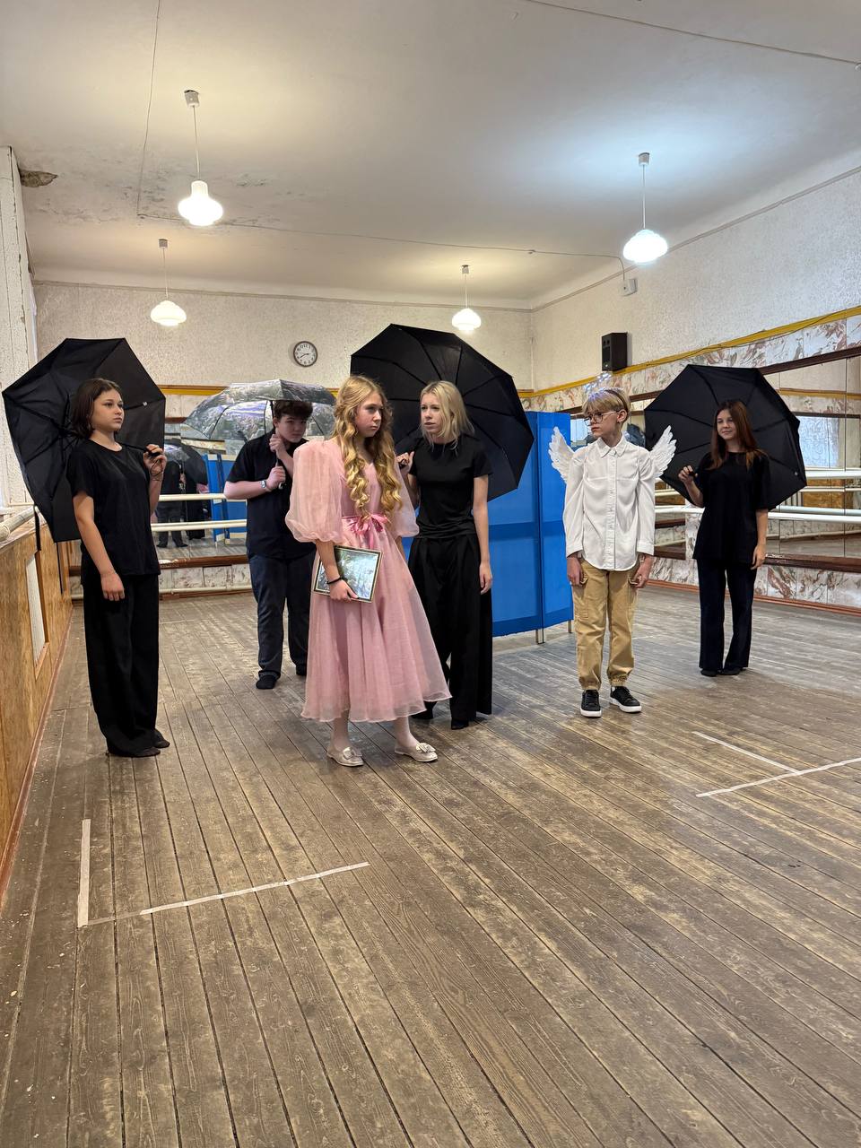 «Дом моего сердца»: Театральная сказка о доброте и семье прошла в Донецке «Дом моего сердца»: Театральная сказка о доброте и семье прошла в Донецке