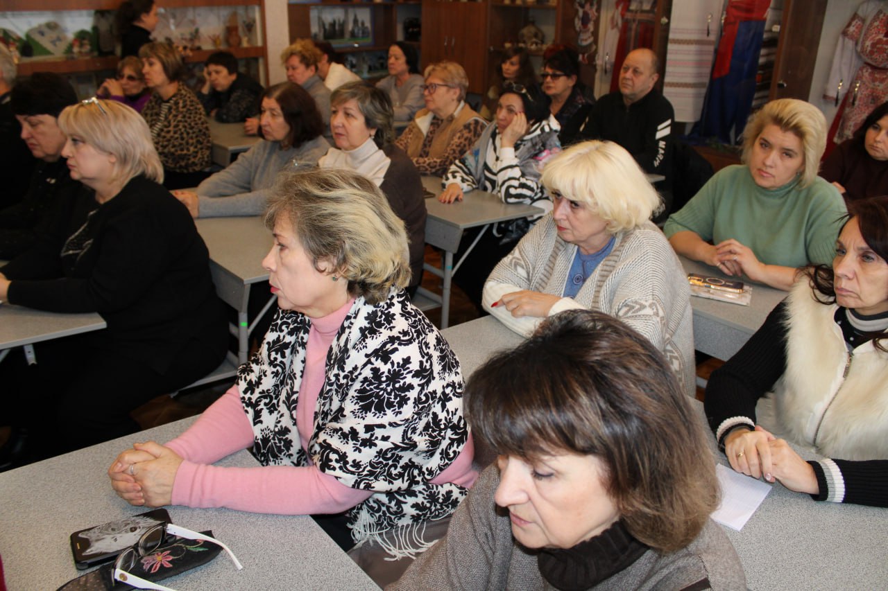 Иван Приходько: Во исполнение поручения Главы Донецкой Народной Республики Дениса Владимировича Пушилина сегодня провел встречу с одним из трудовых коллективов городского округа Горловка Иван Приходько: Во исполнение поручения Главы Донецкой Народной Республики Дениса Владимировича Пушилина сегодня провел встречу с одним из трудовых коллективов городского округа Горловка