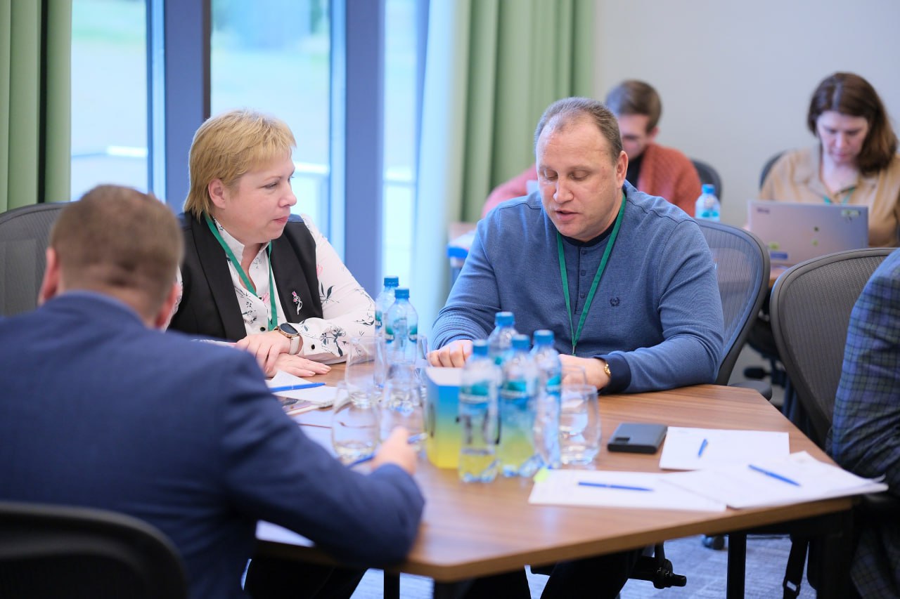 В рамках нашей серии публикаций продолжаем делиться тем, как прошло обучение муниципальных служащих ДНР в «СберУниверситете» В рамках нашей серии публикаций продолжаем делиться тем, как прошло обучение муниципальных служащих ДНР в «СберУниверситете»