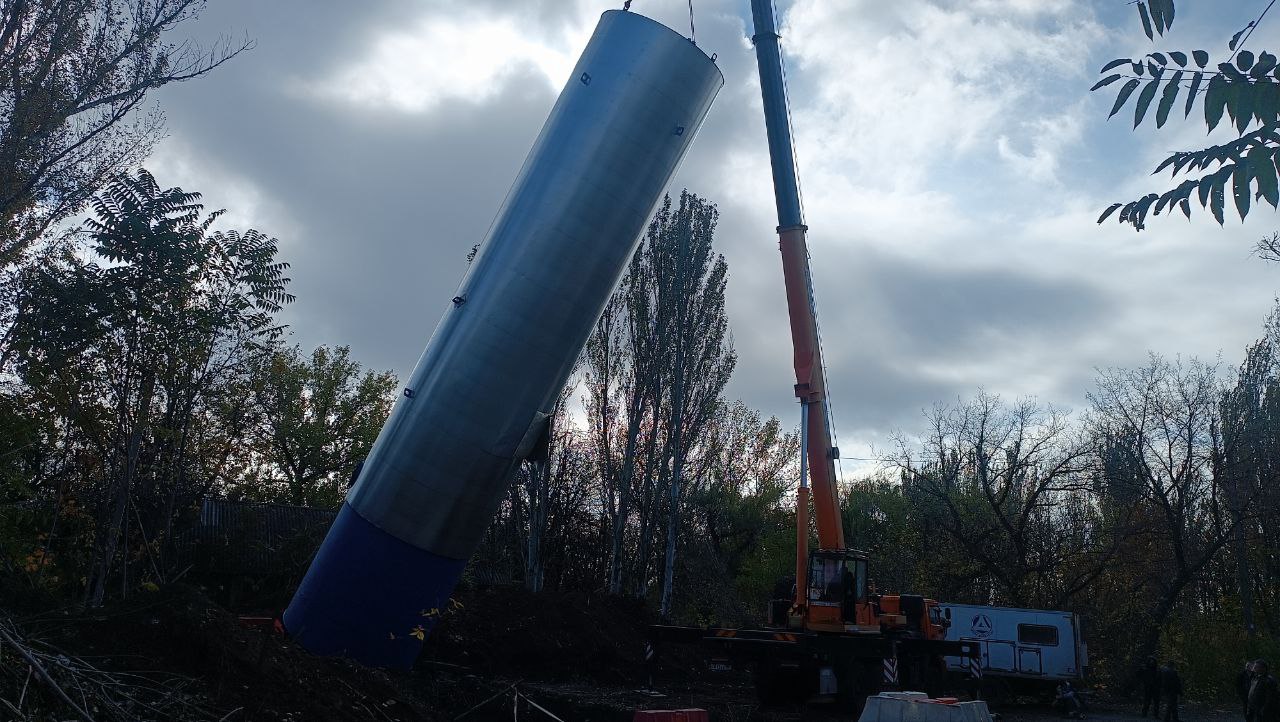 Денис Пушилин: К середине декабря запустим еще две водонапорные башни в Макеевке, увеличив количество конструкций в поселках муниципалитета до восьми Денис Пушилин: К середине декабря запустим еще две водонапорные башни в Макеевке, увеличив количество конструкций в поселках муниципалитета до восьми