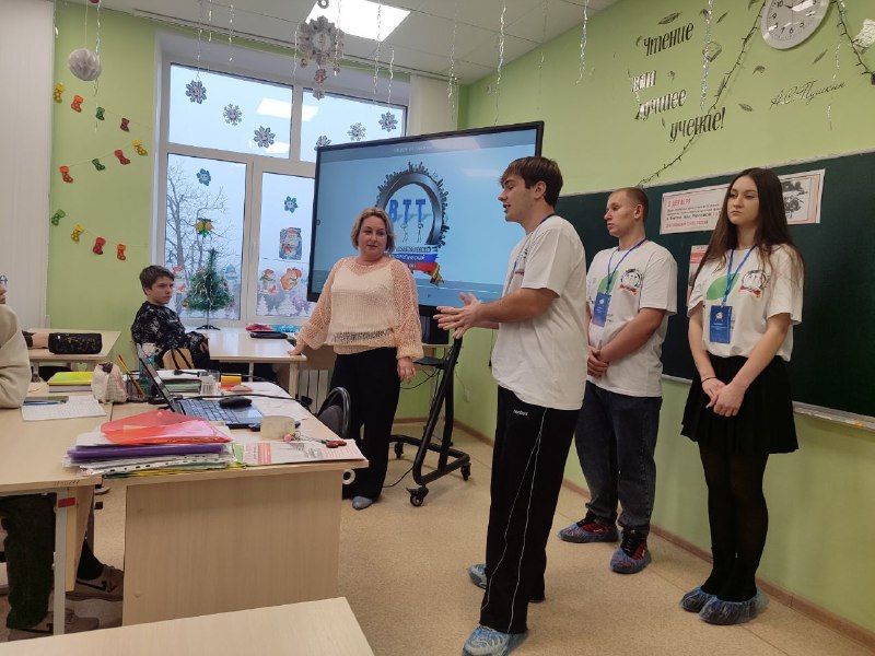 Олег Трофимов: В сельскохозяйственном образовательно-производственном кластере провели День профориентации Олег Трофимов: В сельскохозяйственном образовательно-производственном кластере провели День профориентации