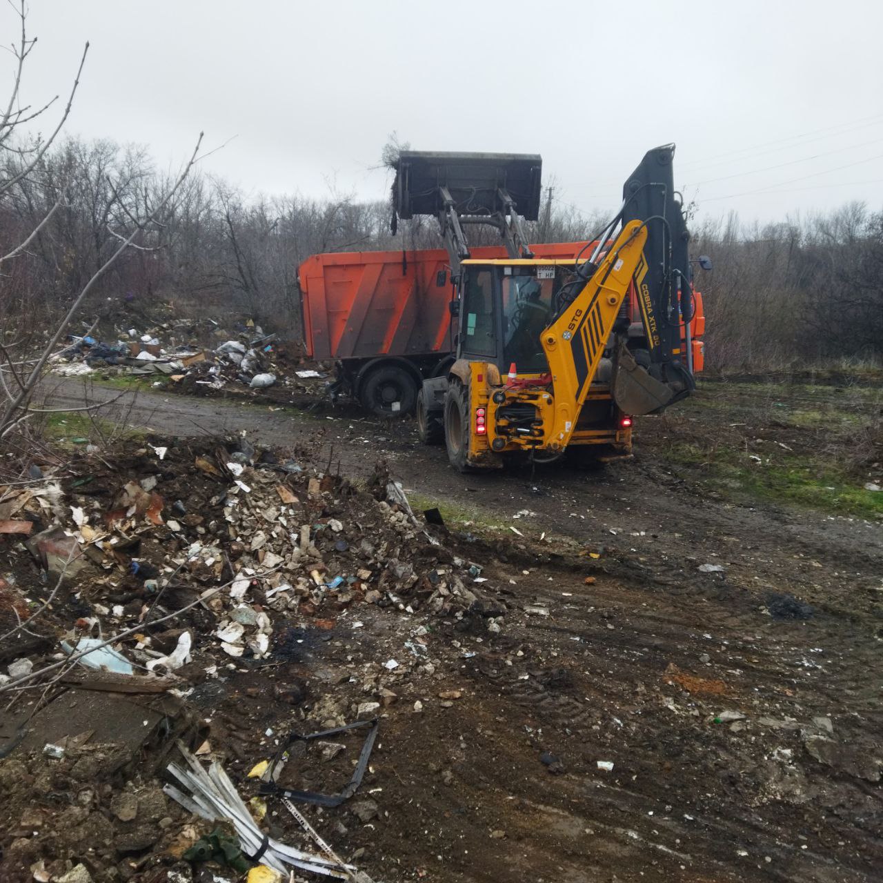В Кировском ликвидируют стихийные свалки В Кировском ликвидируют стихийные свалки