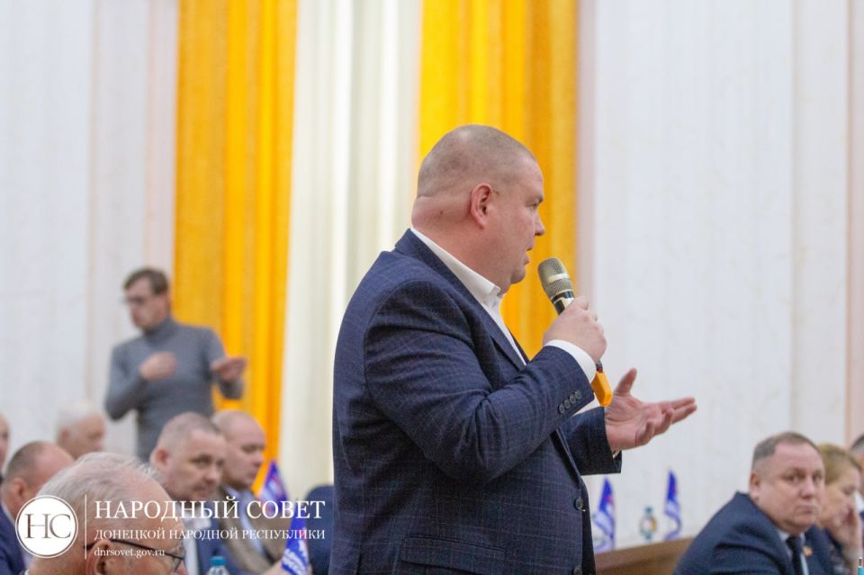 Константин Кузьмин: В Народном Совете состоялся правительственный час Константин Кузьмин: В Народном Совете состоялся правительственный час
