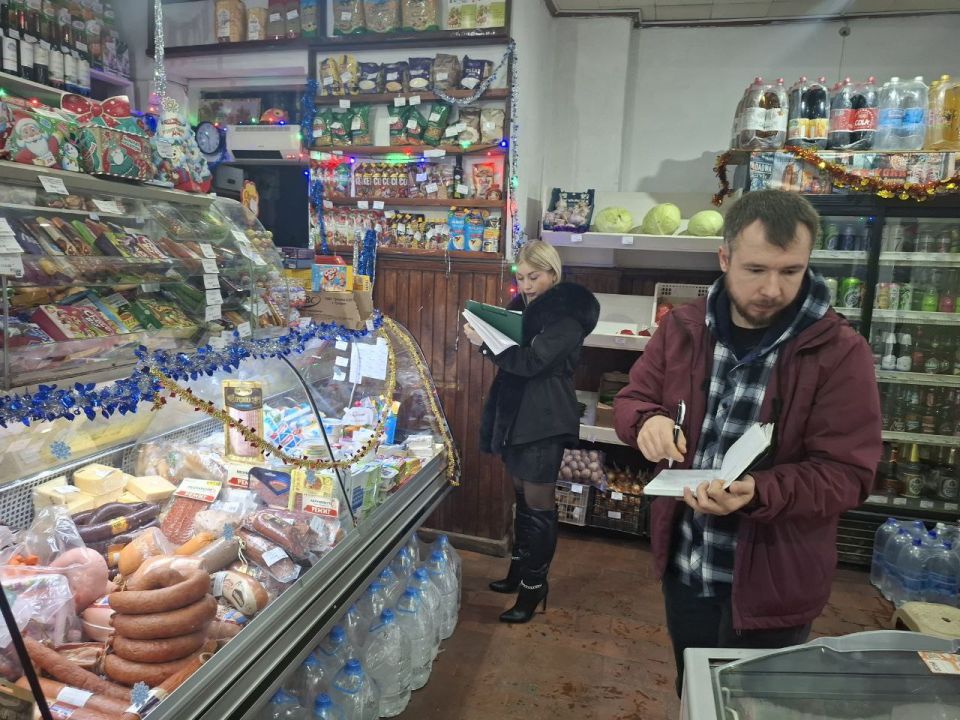 Елена Рязанцева: Рейд народного контроля в Пролетарском районе Донецка Елена Рязанцева: Рейд народного контроля в Пролетарском районе Донецка