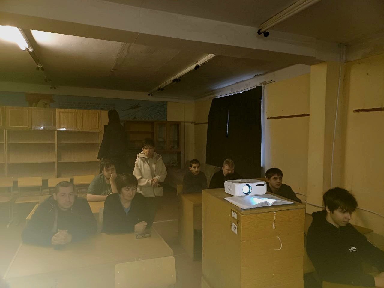 Сегодня в Многопрофильном техникуме прошла встреча со студентами, посвященная теме Росмолодежь.Гранты. Студенты узнали о возможностях получения грантовой поддержки для реализации своих проектов Сегодня в Многопрофильном техникуме прошла встреча со студентами, посвященная теме Росмолодежь.Гранты. Студенты узнали о возможностях получения грантовой поддержки для реализации своих проектов