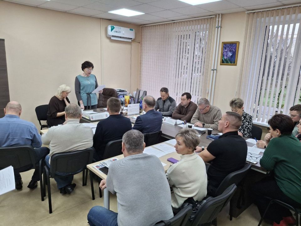 Александр Пеняев: Принял участие в очередном, 55-м, заседании Ясиноватского муниципального совета Александр Пеняев: Принял участие в очередном, 55-м, заседании Ясиноватского муниципального совета