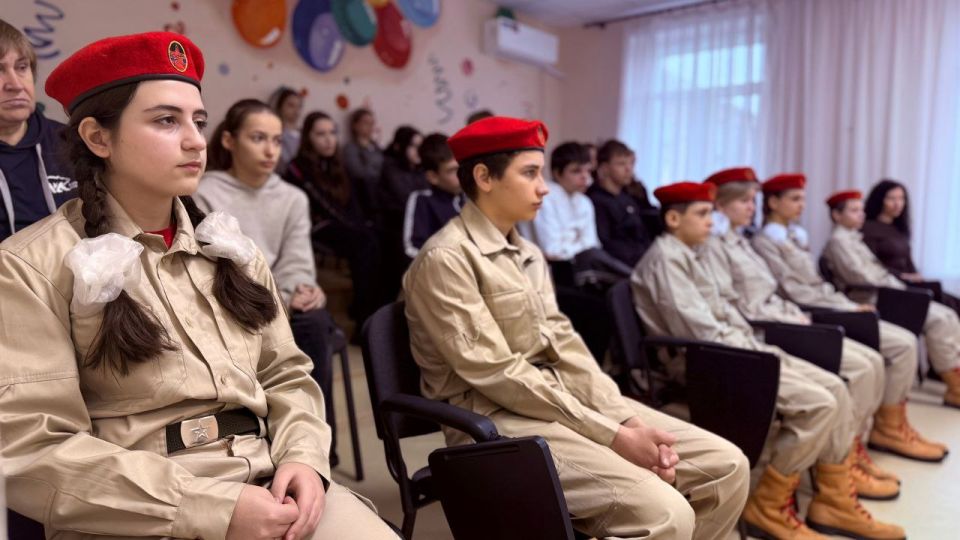 Александр Пеняев: Мы живём в эпоху, в которой границы между реальностью и цифровыми отражениями становятся всё тоньше Александр Пеняев: Мы живём в эпоху, в которой границы между реальностью и цифровыми отражениями становятся всё тоньше