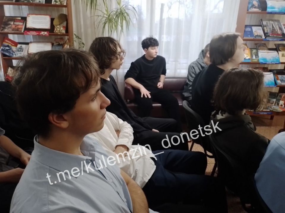 Учреждения культуры города подготовили мероприятия, приуроченные к Дню Конституции Учреждения культуры города подготовили мероприятия, приуроченные к Дню Конституции