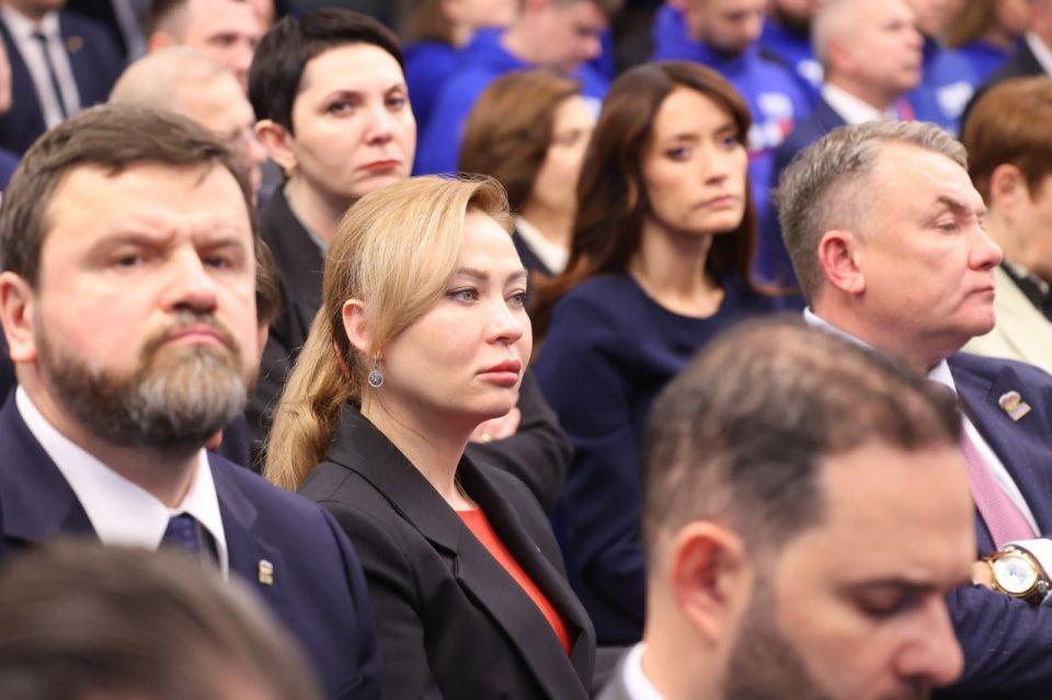 Константин Кузьмин: Принял участие в заседании Генерального совета Всероссийской политической партии «Единая Россия» Константин Кузьмин: Принял участие в заседании Генерального совета Всероссийской политической партии «Единая Россия»