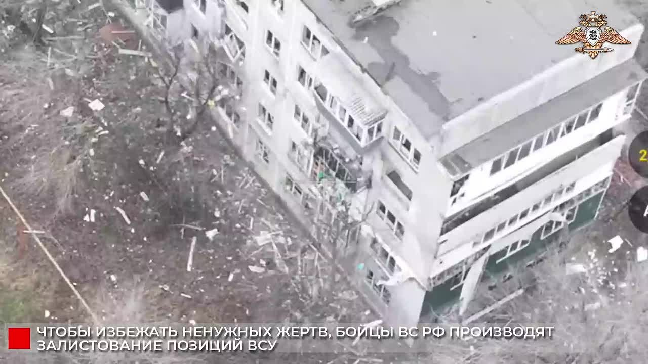 ВСУшники массово сдаются в плен в Мирнограде