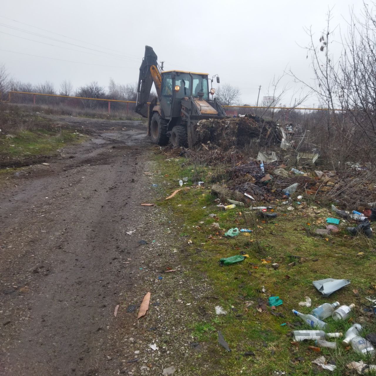 В Кировском ликвидируют стихийные свалки В Кировском ликвидируют стихийные свалки