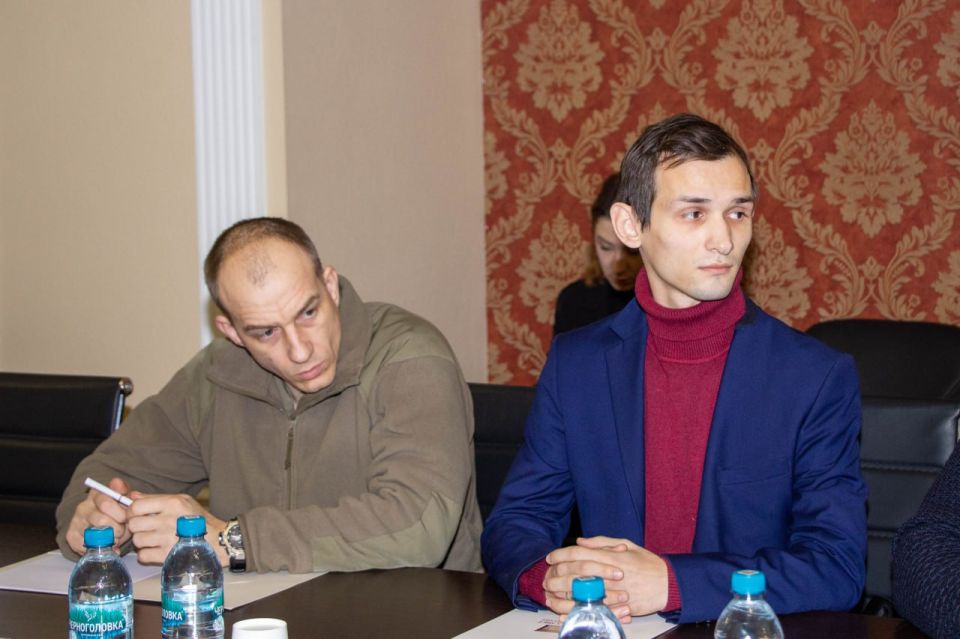 В Народном Совете — о поддержке семей защитников Отечества В Народном Совете — о поддержке семей защитников Отечества
