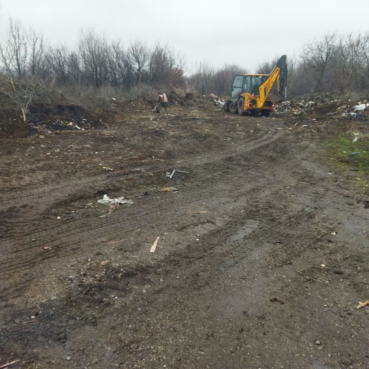 В Кировском ликвидируют стихийные свалки В Кировском ликвидируют стихийные свалки