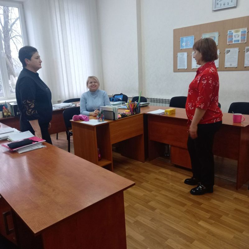 В рамках диалога с населением, инициированного Главой ДНР Денисом Пушилиным, состоялась встреча с жителями села Хлебодаровка В рамках диалога с населением, инициированного Главой ДНР Денисом Пушилиным, состоялась встреча с жителями села Хлебодаровка