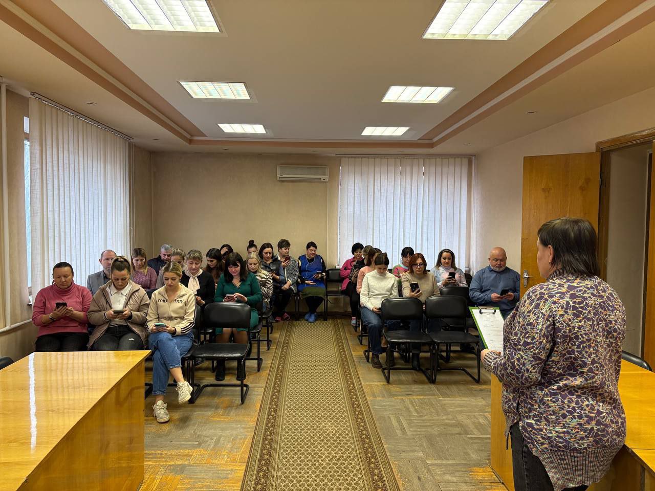 В честь празднования Дня Конституции Российской Федерации, отмечаемого 12 декабря, в Управе Ленинского внутригородского района организовано проведение Х Всероссийского теста на знание Конституции РФ В честь празднования Дня Конституции Российской Федерации, отмечаемого 12 декабря, в Управе Ленинского внутригородского района организовано проведение Х Всероссийского теста на знание Конституции РФ