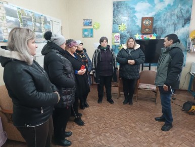 Заместитель Главы Администрации Тельмановского округа провёл встречу с жителями села Самсоново