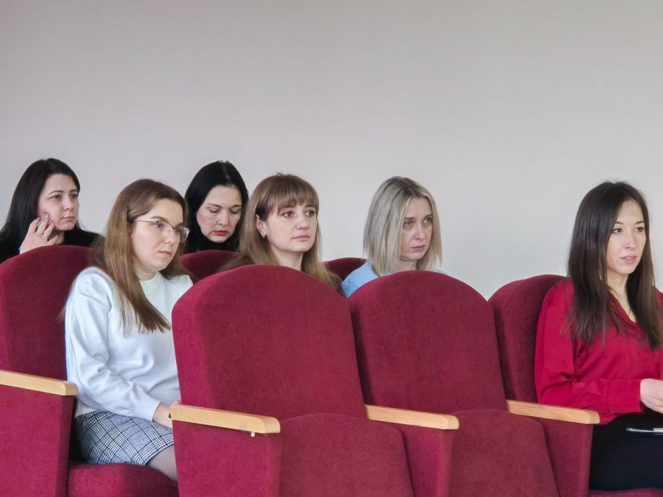 В Ясиноватой депутаты представили концепцию вовлечения земель сельскохозяйственного назначения в оборот В Ясиноватой депутаты представили концепцию вовлечения земель сельскохозяйственного назначения в оборот