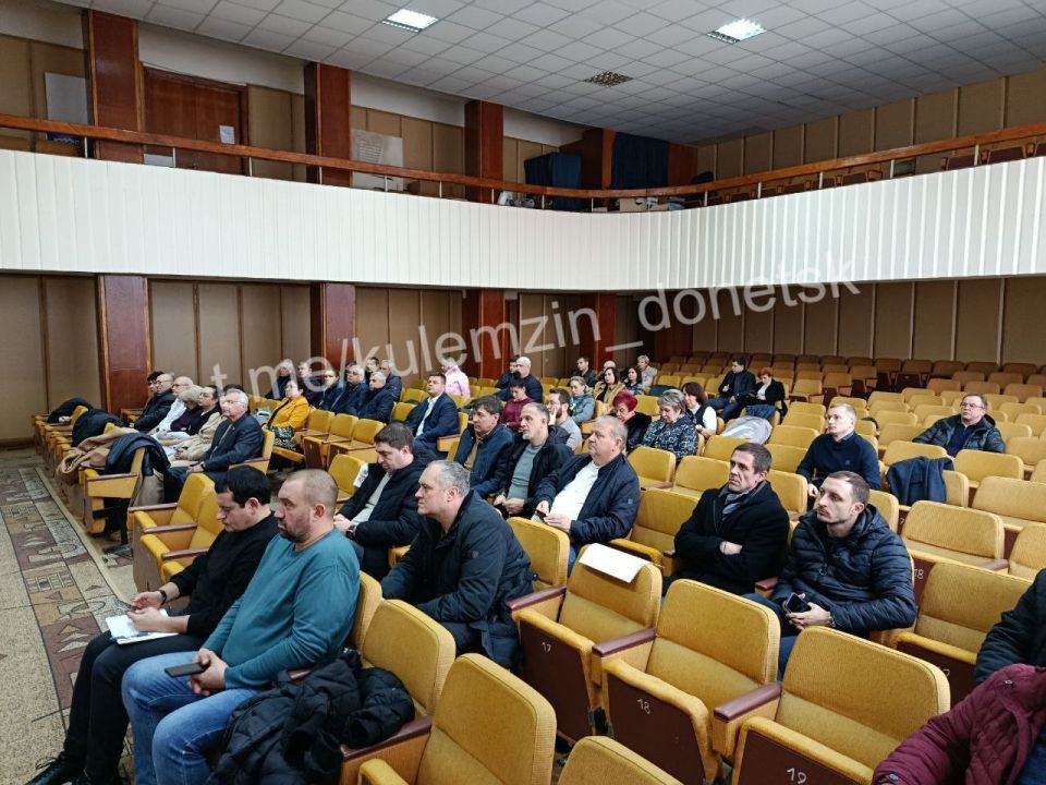 Алексей Кулемзин: Сегодня председатель Донецкой городской организации Донецкой региональной общественной организации ветеранов (пенсионеров) войны, труда, Вооруженных Сил, правоохранительных органов Олег Худолей выступил... Алексей Кулемзин: Сегодня председатель Донецкой городской организации Донецкой региональной общественной организации ветеранов (пенсионеров) войны, труда, Вооруженных Сил, правоохранительных органов Олег Худолей выступил...