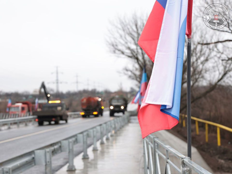 Всего за 6 месяцев капитально отремонтировали мост через реку Скелевая в Дебальцевском округе Всего за 6 месяцев капитально отремонтировали мост через реку Скелевая в Дебальцевском округе