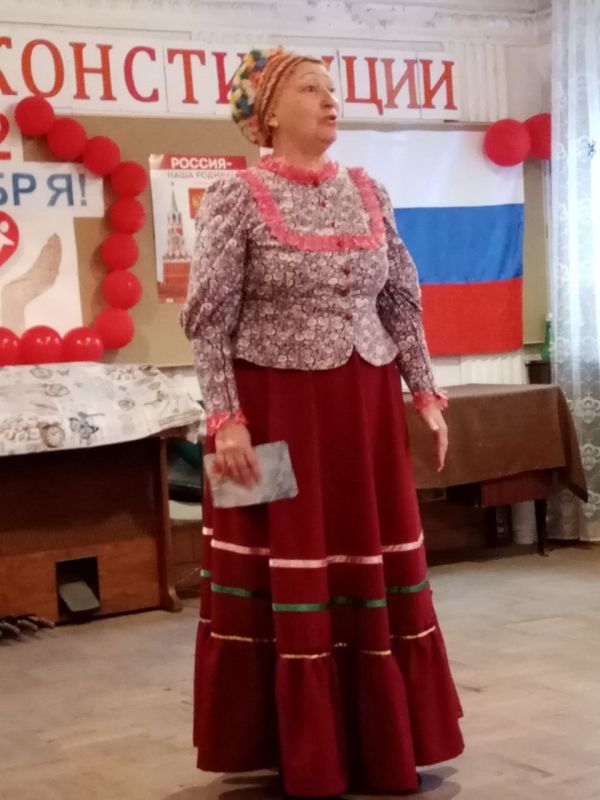 Валентин Левченко: В «Центре социального обслуживания населения Киевского района города Донецка», в рамках празднования Дня Конституции, при содействии вокального коллектива народной песни ДК им.Горького и танцевального... Валентин Левченко: В «Центре социального обслуживания населения Киевского района города Донецка», в рамках празднования Дня Конституции, при содействии вокального коллектива народной песни ДК им.Горького и танцевального...
