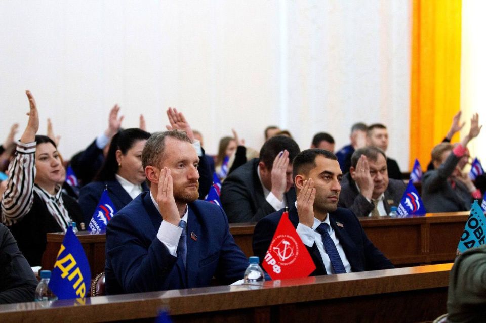Андрей Чертков: Принят бюджет нашего региона на 2026 год и плановый период 2027-2028 годов Андрей Чертков: Принят бюджет нашего региона на 2026 год и плановый период 2027-2028 годов