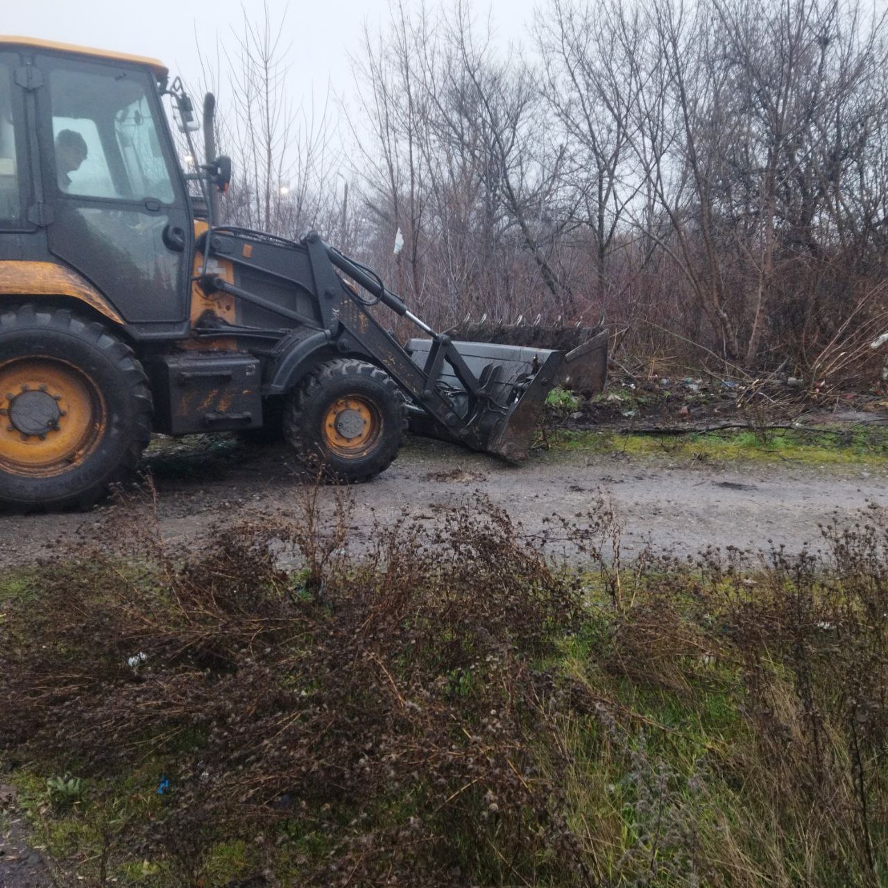 В Кировском ликвидируют стихийные свалки В Кировском ликвидируют стихийные свалки