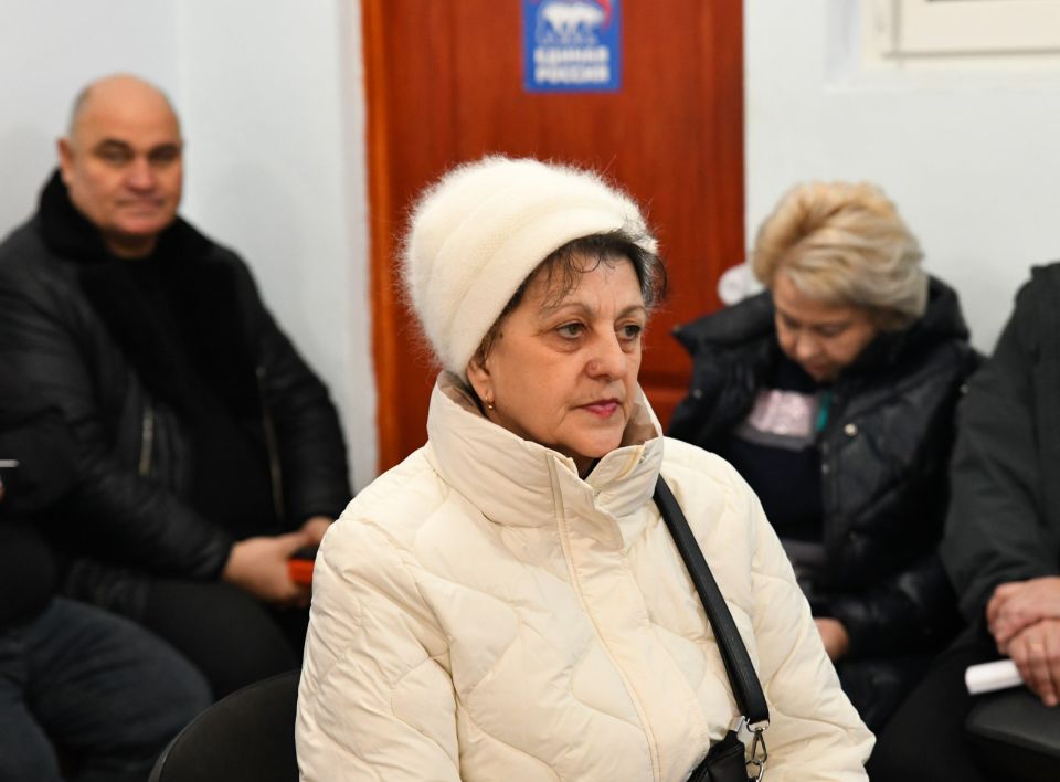 Заместитель секретаря Макеевского местного отделения партии "Единая Россия" провела приём граждан в Кировском районе Заместитель секретаря Макеевского местного отделения партии "Единая Россия" провела приём граждан в Кировском районе