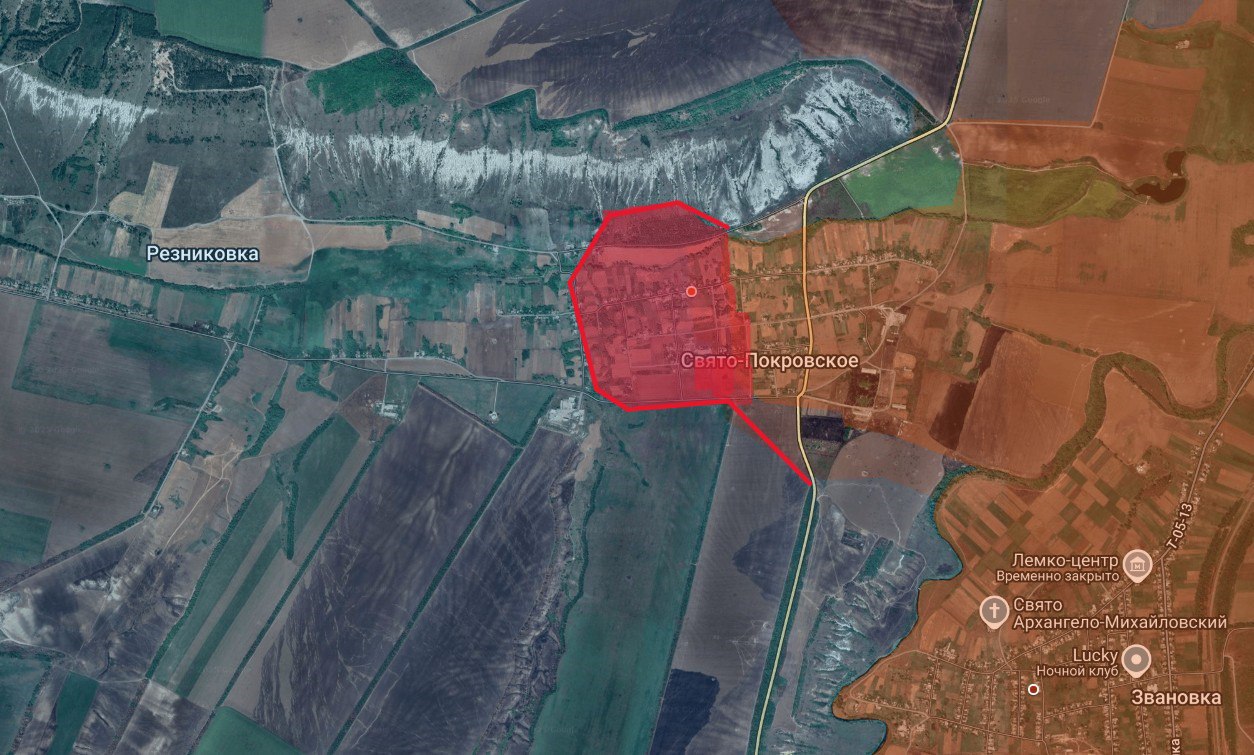 ВСУ начали отступать из Свято-Покровское, Российская Армия контролирует 80 процентов населённого пункта, сообщает "Шепот фронта"