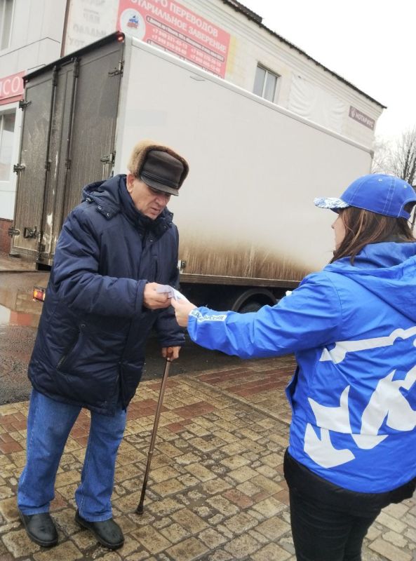 Ежегодно 12 декабря в России отмечается одна из ключевых дат в истории страны - День Конституции Российской Федерации Ежегодно 12 декабря в России отмечается одна из ключевых дат в истории страны - День Конституции Российской Федерации