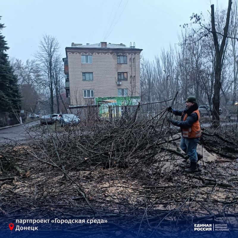 Кировский район стал чище – его жители провели акцию «Чистый четверг» Кировский район стал чище – его жители провели акцию «Чистый четверг»