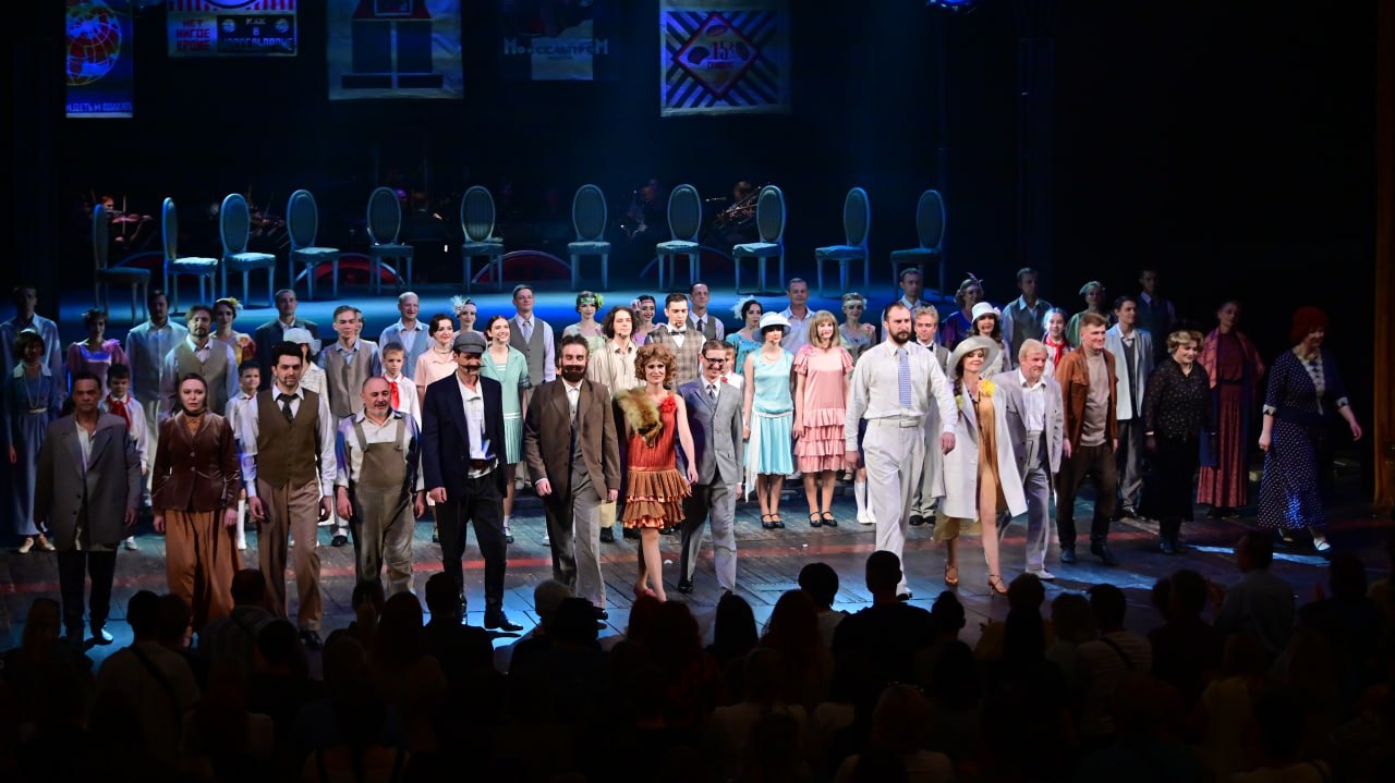 Глава ДНР Денис Пушилин сообщил, что в рамках национального проекта «Семья» Донецкий музыкально-драматический театр им. М. М. Бровуна оснащен новейшим оборудованием на сумму свыше 40 миллионов рублей Глава ДНР Денис Пушилин сообщил, что в рамках национального проекта «Семья» Донецкий музыкально-драматический театр им. М. М. Бровуна оснащен новейшим оборудованием на сумму свыше 40 миллионов рублей