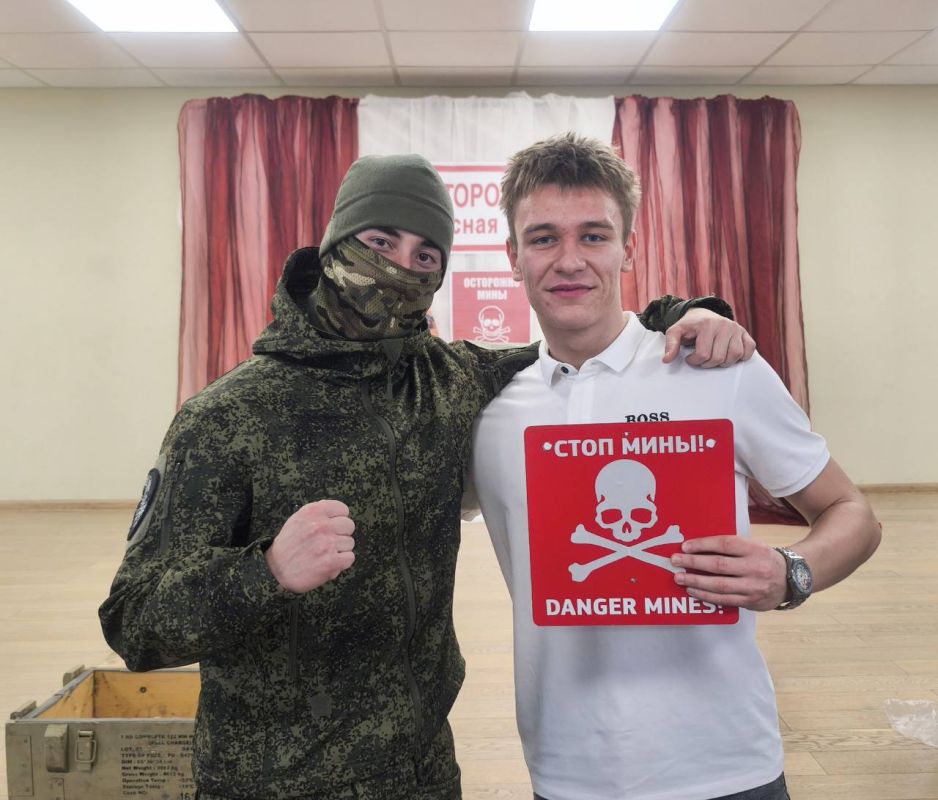Знания спасают жизни: в учебных заведениях прошло важное занятие по минной безопасности Знания спасают жизни: в учебных заведениях прошло важное занятие по минной безопасности