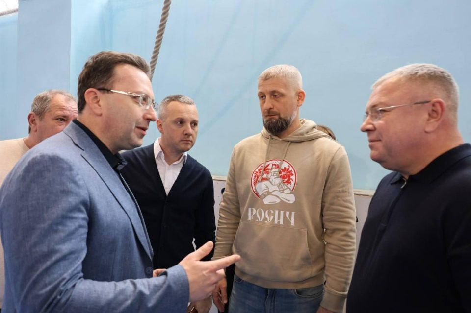 Кировское посетил первый вице-губернатор Владимирской области Дмитрий Лызлов Кировское посетил первый вице-губернатор Владимирской области Дмитрий Лызлов
