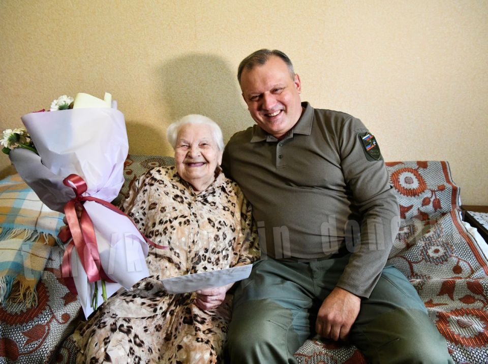 Алексей Кулемзин: Краткий обзор главных событий Донецка за прошедшую неделю: Алексей Кулемзин: Краткий обзор главных событий Донецка за прошедшую неделю:
