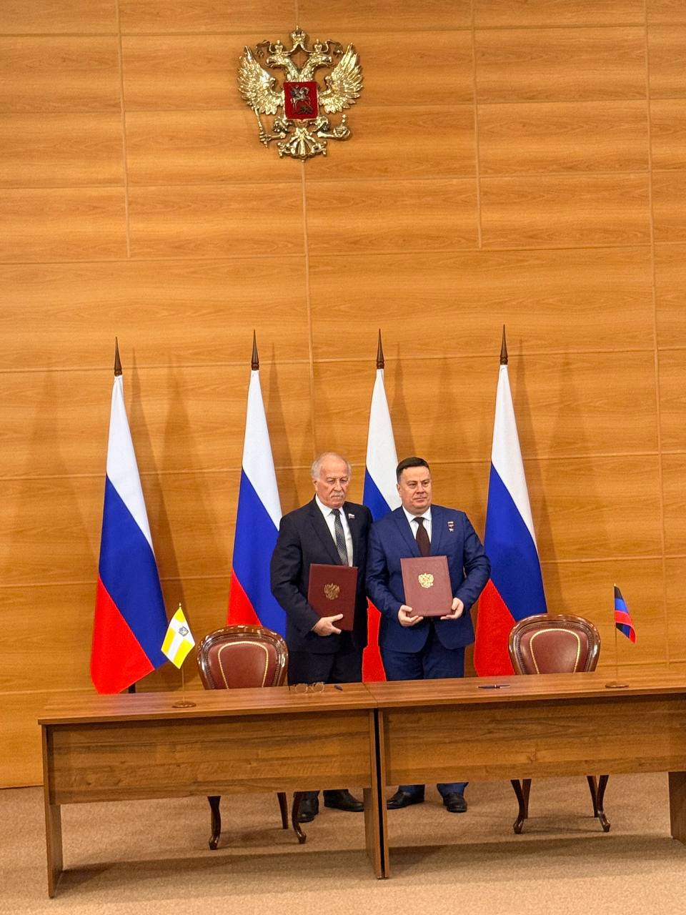 Константин Кузьмин: На полях Совета Федерации подписал от имени Народного Совета ДНР ряд межпарламентских соглашений Константин Кузьмин: На полях Совета Федерации подписал от имени Народного Совета ДНР ряд межпарламентских соглашений