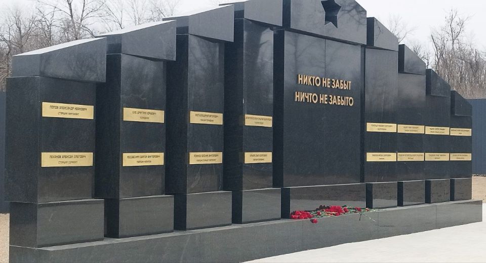 15 ������� - ���� ������ �����������, �������� ��� ���������� ���������������� ������������