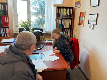 Замещающие семьи Володарского округа стали еще более юридически подкованными