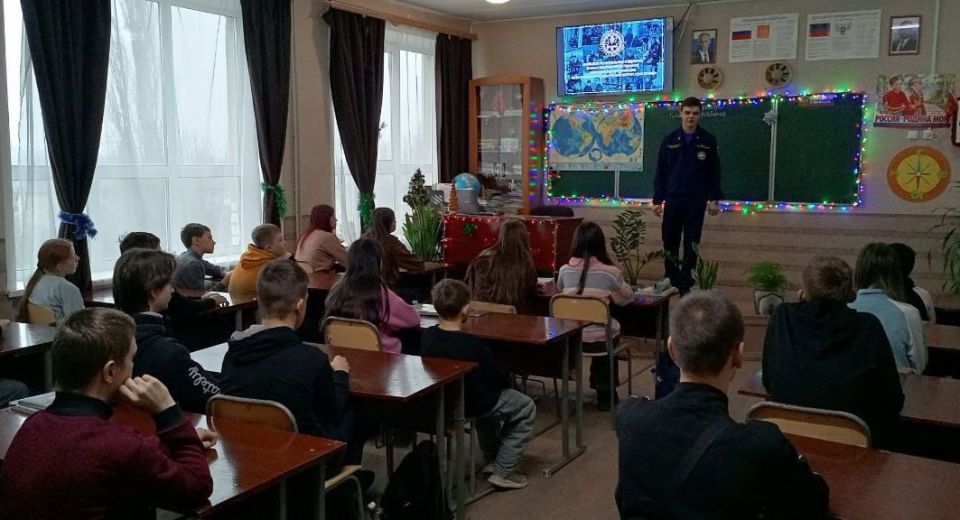 Добровольцы Донецкого РО ВСКС провели еще несколько встреч в рамках проекта «Новые маршруты» Добровольцы Донецкого РО ВСКС провели еще несколько встреч в рамках проекта «Новые маршруты»