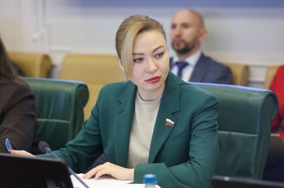 «Важнейшая задача — строительство в АТР надежной, адекватной современным реалиям архитектуры равной и неделимой безопасности, призванной обеспечить динамичное развитие региона и эффективное противодействие имеющимся... «Важнейшая задача — строительство в АТР надежной, адекватной современным реалиям архитектуры равной и неделимой безопасности, призванной обеспечить динамичное развитие региона и эффективное противодействие имеющимся...