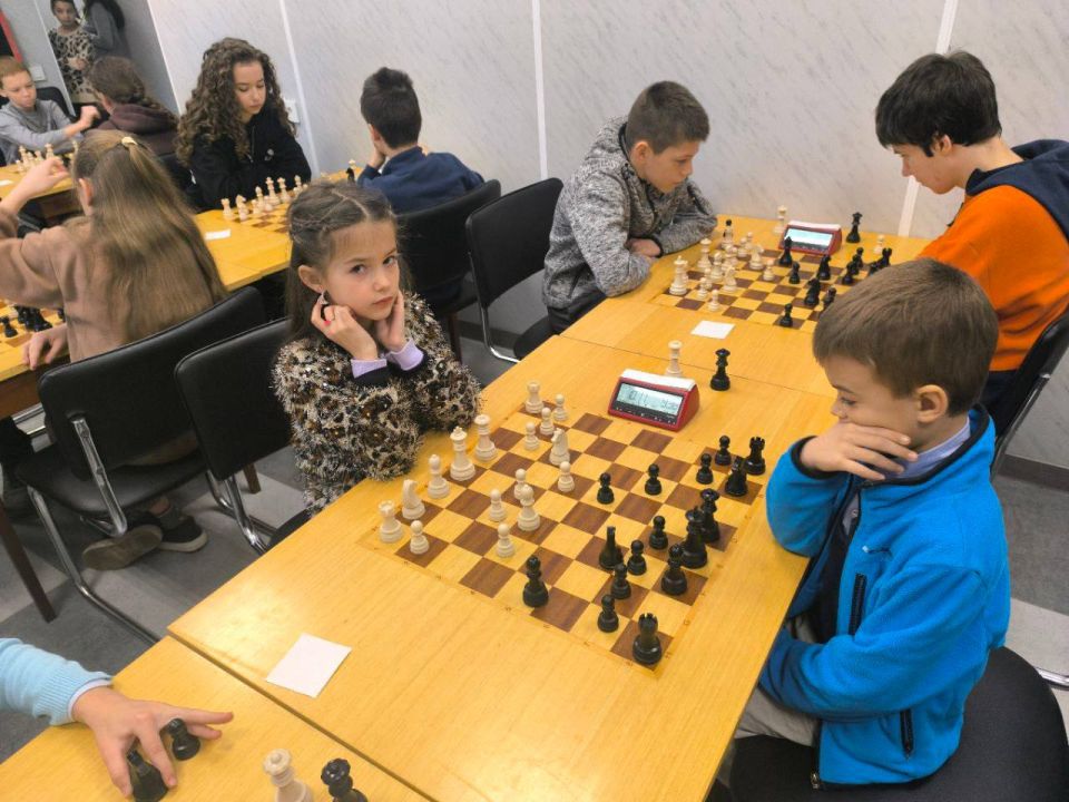 В Донецке прошел финал республиканских соревнований по шахматам В Донецке прошел финал республиканских соревнований по шахматам