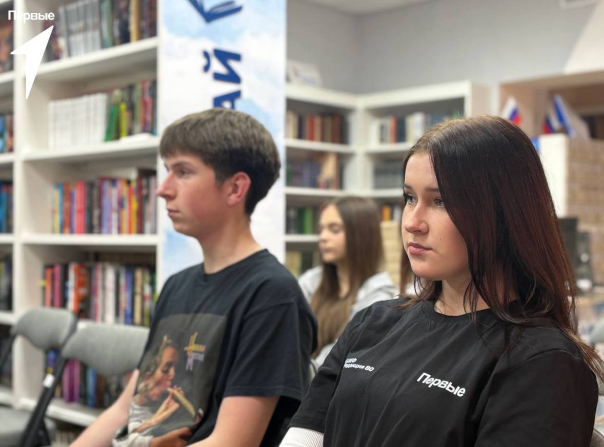 Сегодня наши активисты встретились с главой Новоазовского округа — важный шаг к диалогу и развитию! Сегодня наши активисты встретились с главой Новоазовского округа — важный шаг к диалогу и развитию!