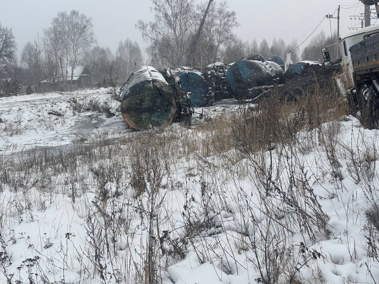 Росприроднадзора осуществляет контроль экологической обстановки на месте ликвидации аварии на станции Чаис Росприроднадзора осуществляет контроль экологической обстановки на месте ликвидации аварии на станции Чаис