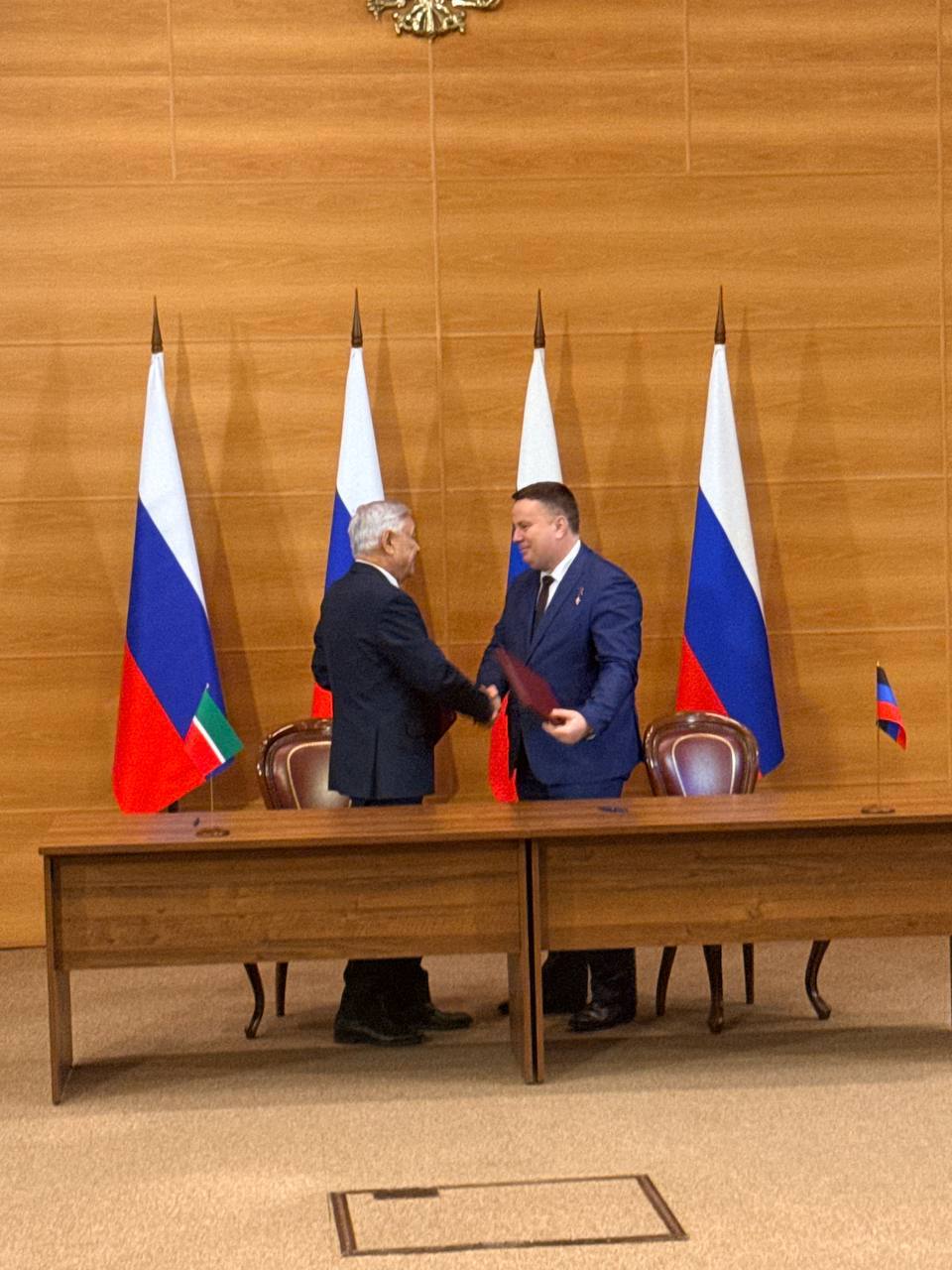 Константин Кузьмин: На полях Совета Федерации подписал от имени Народного Совета ДНР ряд межпарламентских соглашений Константин Кузьмин: На полях Совета Федерации подписал от имени Народного Совета ДНР ряд межпарламентских соглашений