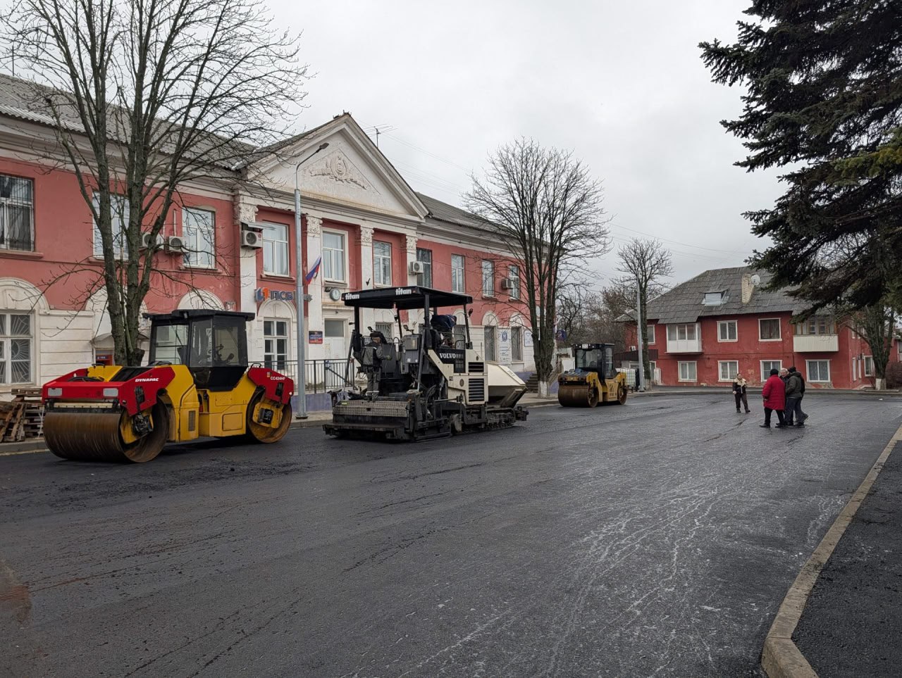 Работы Забайкальского края в Комсомольском проинспектировал глава Старобешевского округа Работы Забайкальского края в Комсомольском проинспектировал глава Старобешевского округа