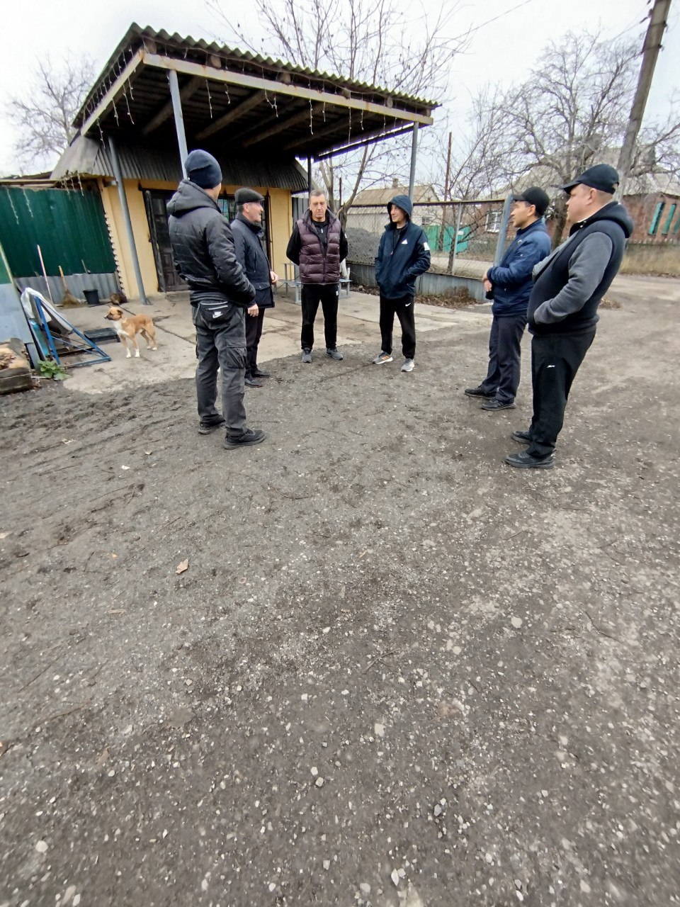 15 декабря 2025 года в Дебальцево состоялась важная встреча депутата Дебальцевского городского совета от политической партии «Единая Россия» Владимира Плехова с жителями города