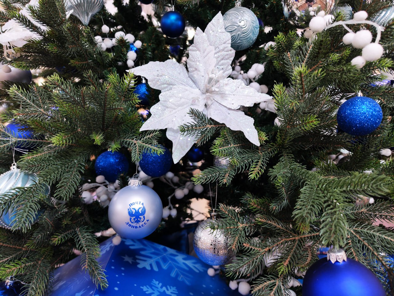 До Нового года осталось всего 16 дней! Самое время начинать подводить итоги года уходящего, строить планы на январские выходные, ставить елку, покупать подарки До Нового года осталось всего 16 дней! Самое время начинать подводить итоги года уходящего, строить планы на январские выходные, ставить елку, покупать подарки