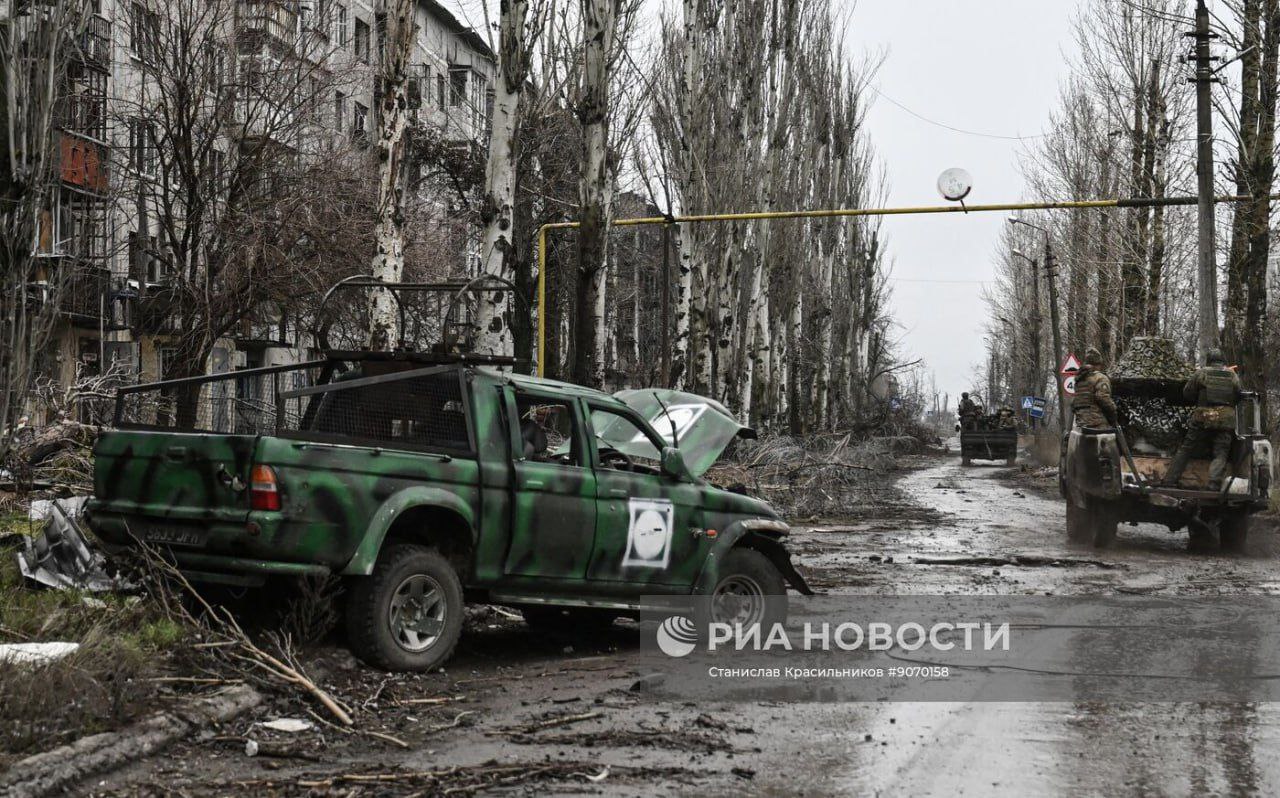 Прогулка по освобожденному Покровску Прогулка по освобожденному Покровску