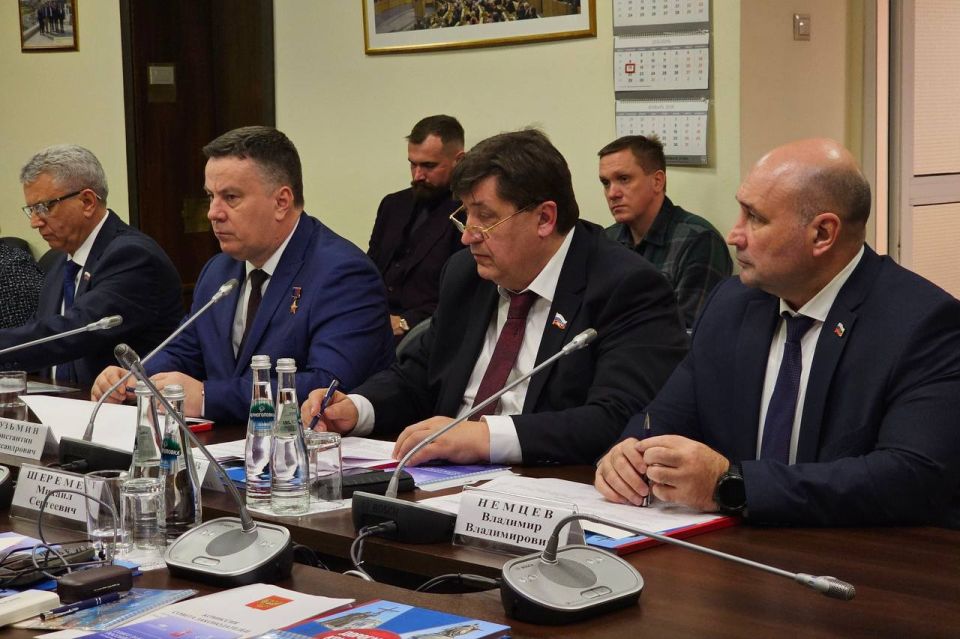 Константин Кузьмин: Принял участие в заседании Комиссии Совета законодателей России по интеграции новых субъектов РФ в правовую систему Российской Федерации Константин Кузьмин: Принял участие в заседании Комиссии Совета законодателей России по интеграции новых субъектов РФ в правовую систему Российской Федерации