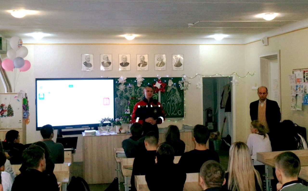 Добровольцы Донецкого РО ВСКС провели еще несколько встреч в рамках проекта «Новые маршруты» Добровольцы Донецкого РО ВСКС провели еще несколько встреч в рамках проекта «Новые маршруты»